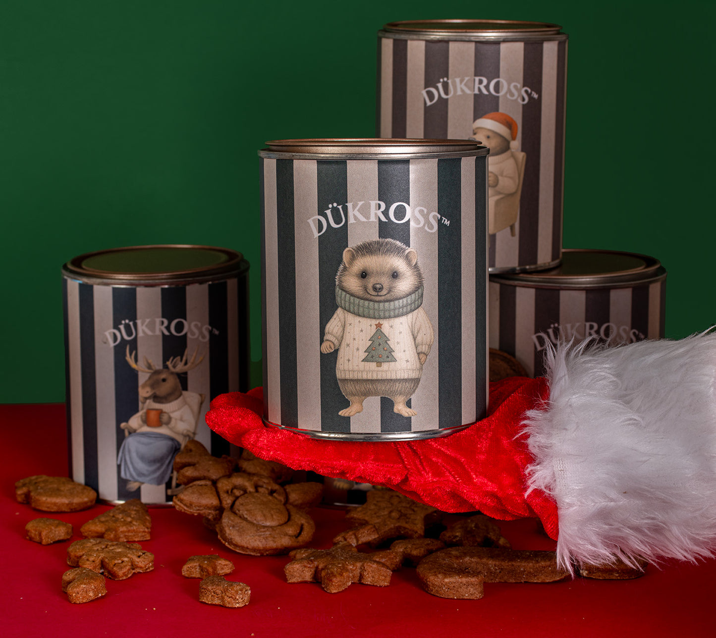 North Pole 200 Grs.: Galletas navideñas artesanales con aroma a canela, elaboradas con receta familiar y guardadas en exclusivos tarros vintage DÜKROSS.