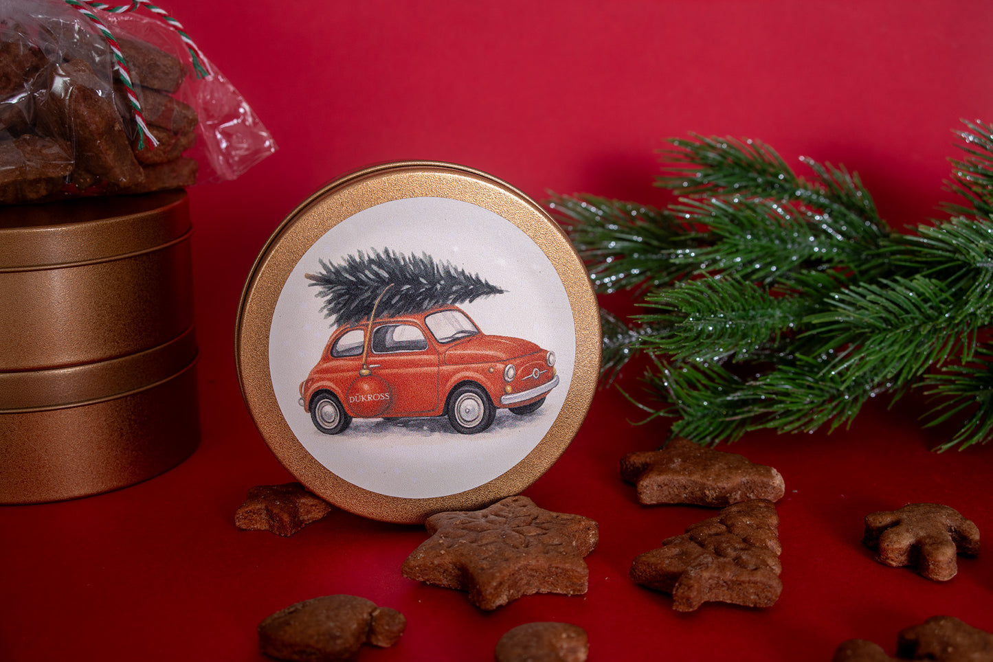 Santa 90 Grs.: Galletas navideñas artesanales con aroma a canela, elaboradas con receta familiar y guardadas en exclusivos tarros vintage DÜKROSS.