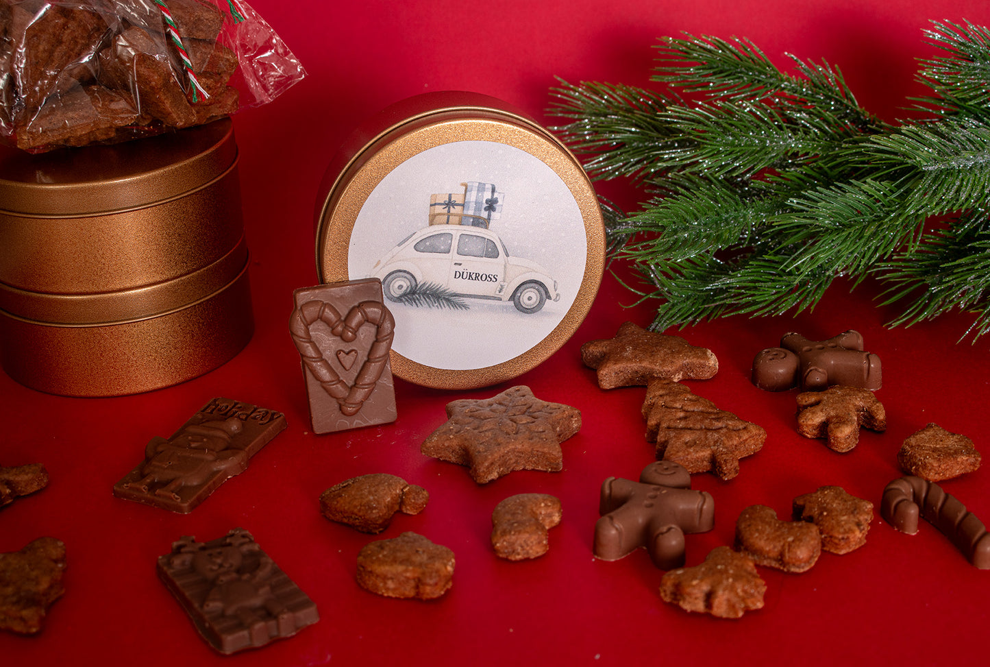 Santa Mix: Galletas navideñas artesanales con aroma a canela, elaboradas con receta familiar y guardadas en exclusivos tarros vintage DÜKROSS.